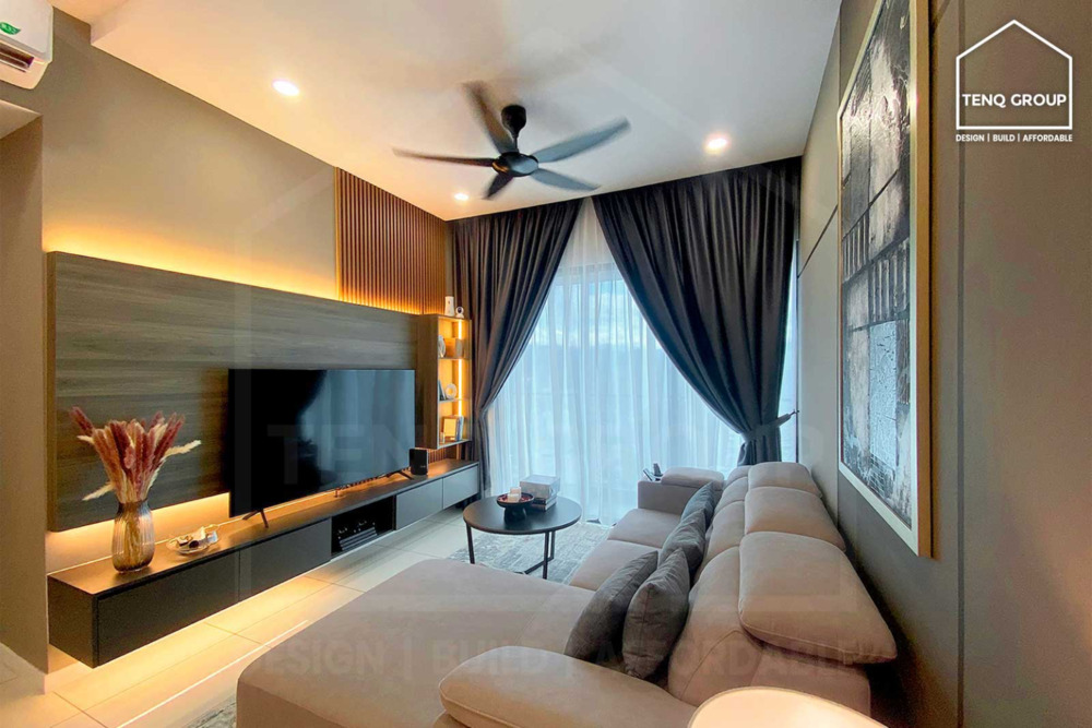 Earthy tones for Sky Sierra condo
