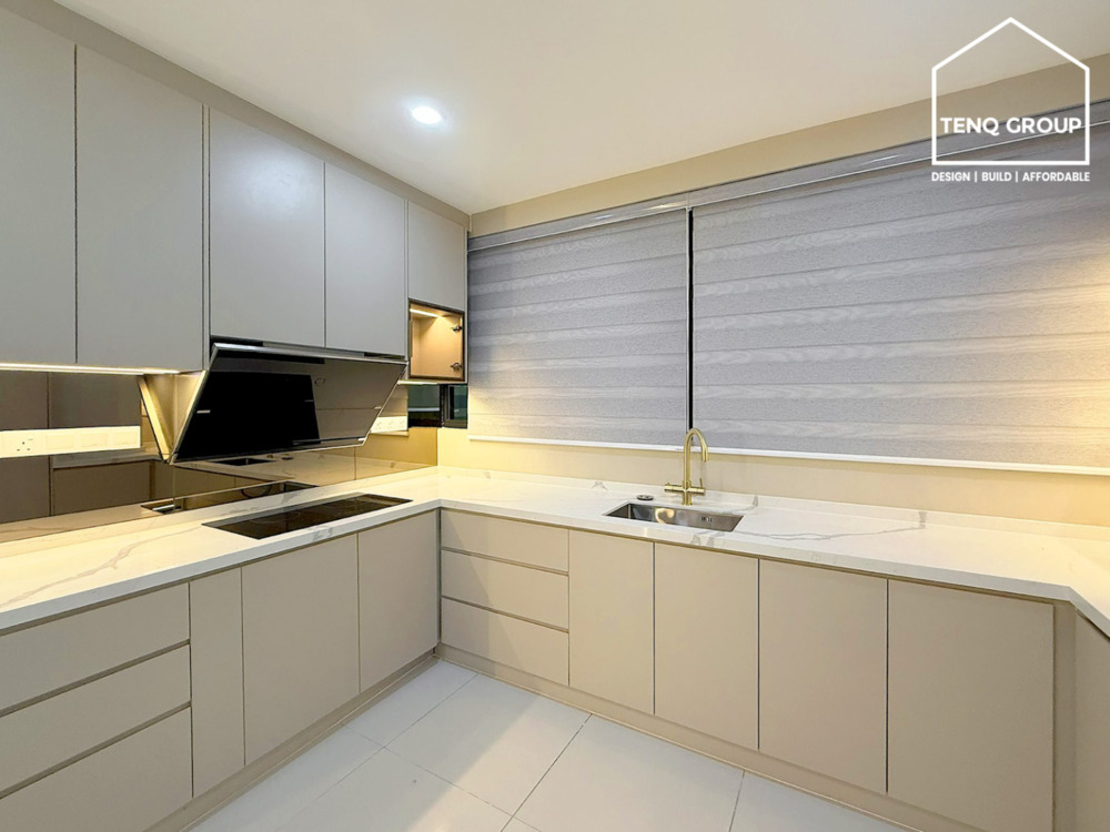 Layered lighting for small kitchens in condos and terraces
