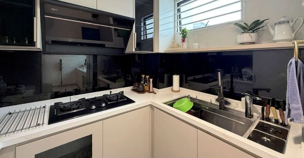 Wet and Dry Kitchen Design in Malaysia Functional, Stylish, and Perfect for Modern Homes